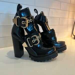 Jeffrey Campbell Craven Black and Gold Chunky Heels NWOT
